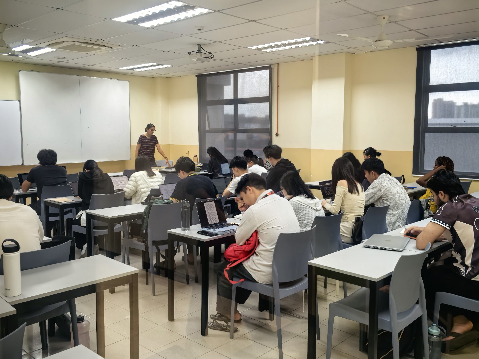 英迪国际大学12.jpg